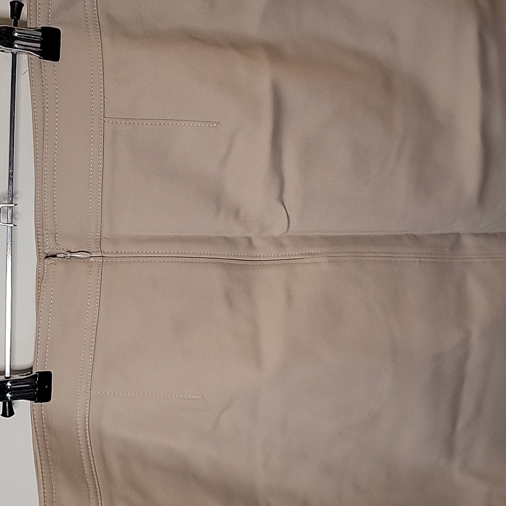 White House Black Market Beige Button-Front Skirt - Picture 6 of 11